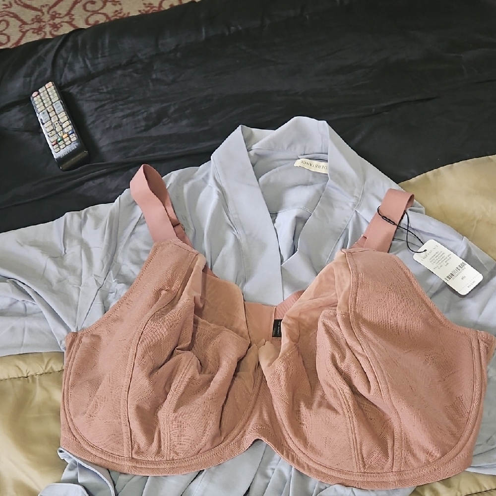 Blush Lace Full-Coverage Bra